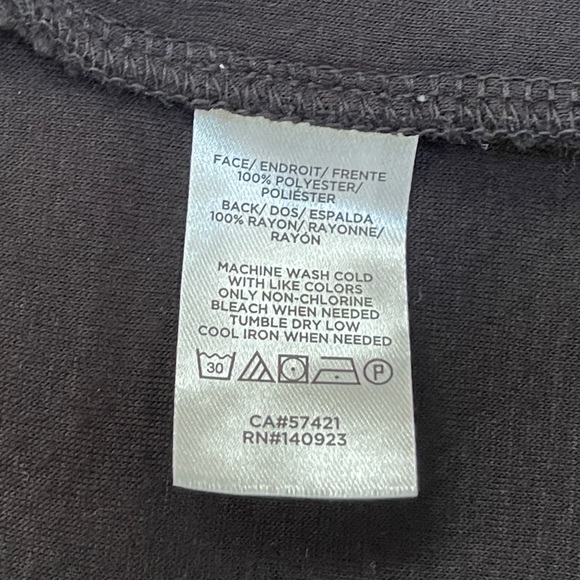 ⭐️Loft soft fuzzy open black vest - Picture 7 of 8